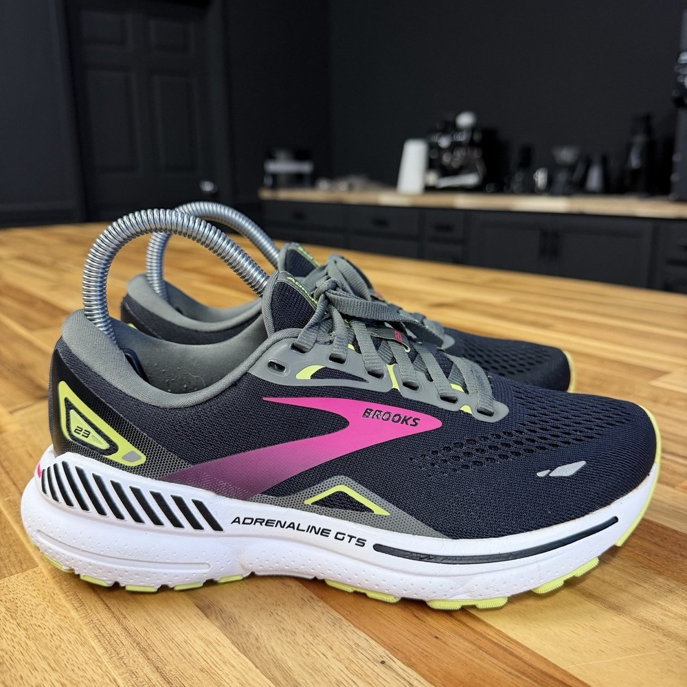 Brooks Adrenaline GTS 23 Women's Road Running Shoes Size 7 Narrow (2A)